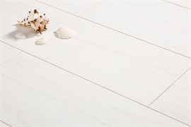 Ламинированный паркет Avers Boden АЙВА ABTE13. (1218*168*10мм), 2,046м2, фаска. 33 класс. 1уп/10шт KMHYiELThVsddCYzb255I1